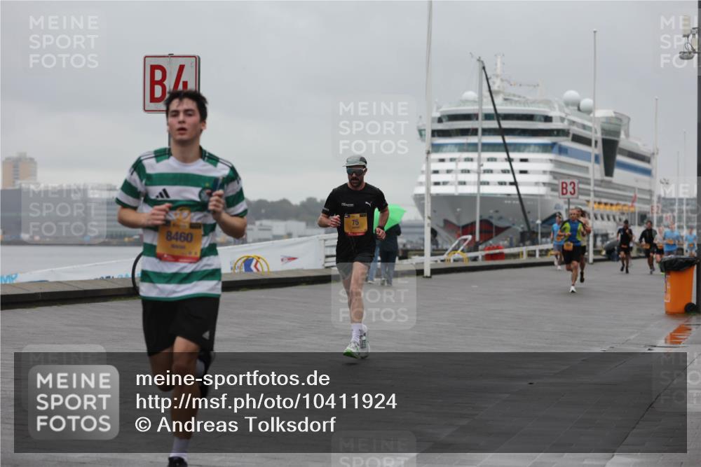 13.09.2026 - Kiel Lauf Andreas Tolksdorf http://msf.ph/oto/10411924 13.09.2026 11:45:08 Kiellinie 8460, 75, 3 meine-sportfotos.de