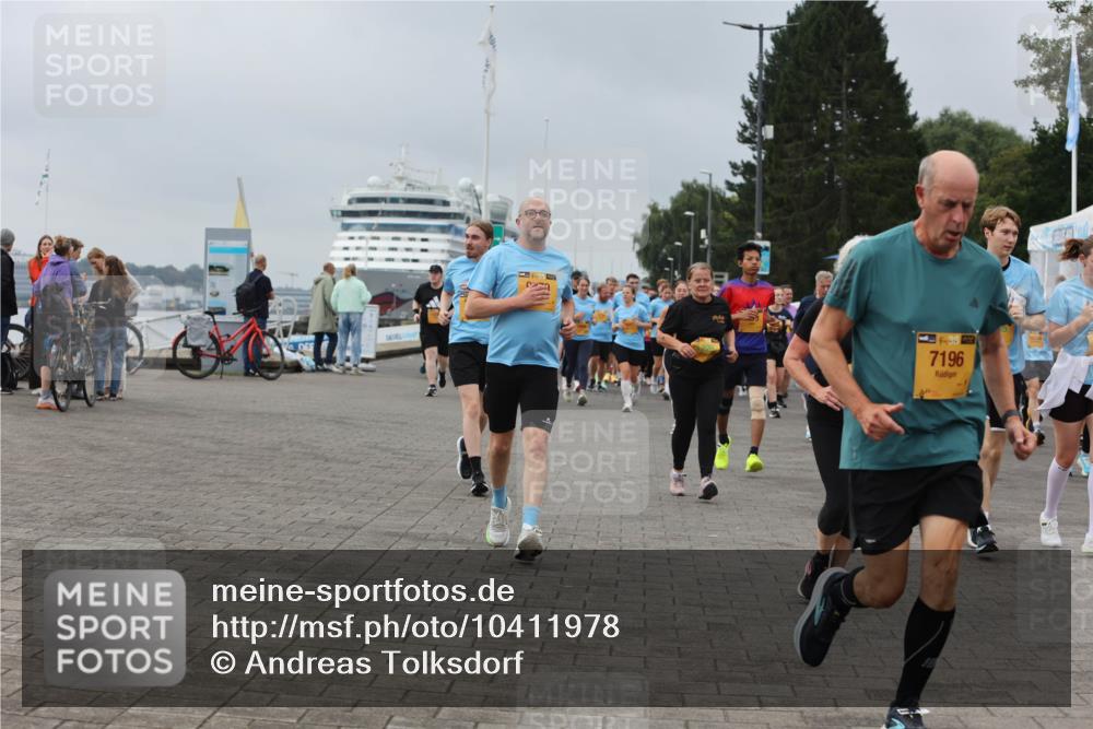 13.09.2026 - Kiel Lauf Andreas Tolksdorf http://msf.ph/oto/10411978 13.09.2026 10:02:21 Kiellinie 38, 7196 meine-sportfotos.de