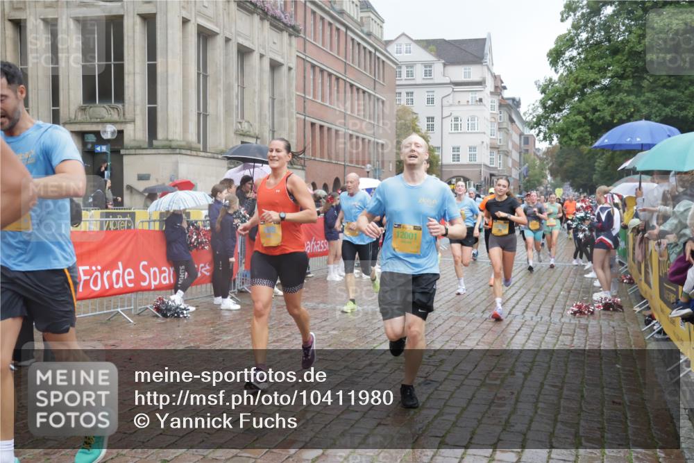 13.09.2026 - Kiel Lauf Yannick Fuchs http://msf.ph/oto/10411980 13.09.2026 10:43:12 Ziel 245, 534, 610, 1069, 1121, 1290, 1931, 2376, 2502, 2633, 2954, 3169, 3976, 4124, 4825, 5070, 5414, 5437, 6139, 6231, 6439, 6492, 6655, 6713, 8038, 8511, 9483, 9627, 9632, 10812, 10955, 11162, 11635, 11971, 12040, 12165, 12187, 12480, 12824, 1680, 1975, 2239, 2273, 2427, 2481, 2627, 2999, 3036, 3248, 3260, 3474, 3572, 3584, 4120, 5298, 5437, 5450, 5814, 5911, 5933, 5952, 6121, 6129, 6136, 6147, 6320, 6567, 6839, 7014, 7685, 7692, 485, 681, 1178, 2131, 2887 meine-sportfotos.de