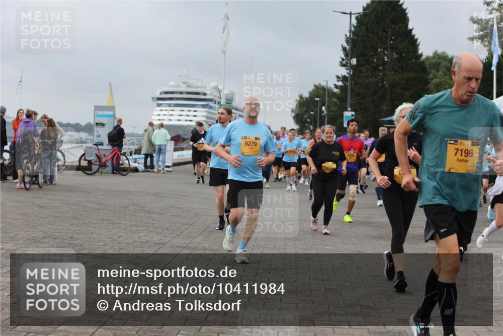 13.09.2026 - Kiel Lauf Andreas Tolksdorf http://msf.ph/oto/10411984 13.09.2026 10:02:21 Kiellinie 39, 9279, 8275, 7196 meine-sportfotos.de