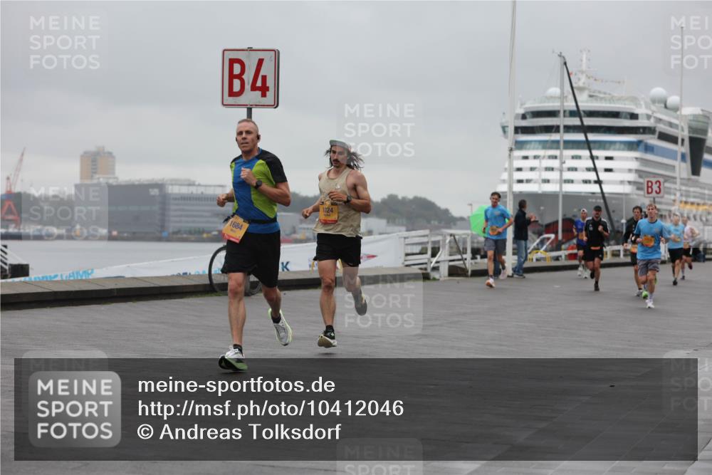 13.09.2026 - Kiel Lauf Andreas Tolksdorf http://msf.ph/oto/10412046 13.09.2026 11:45:17 Kiellinie 4, 1684, 1024, 3 meine-sportfotos.de