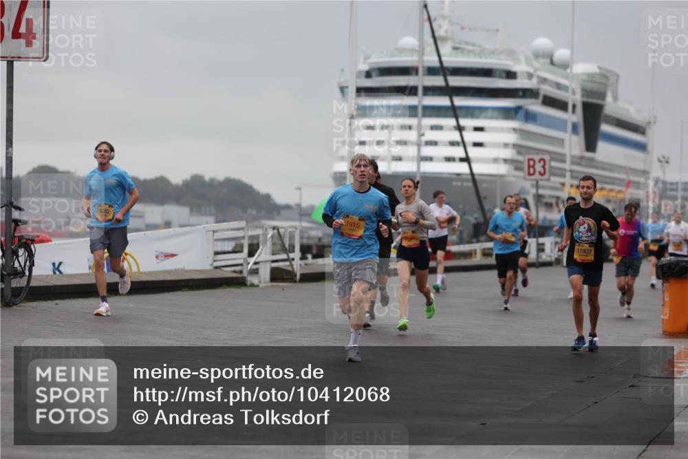 13.09.2026 - Kiel Lauf Andreas Tolksdorf http://msf.ph/oto/10412068 13.09.2026 11:45:20 Kiellinie 34, 6082, 1915, 3, 11803, 011 meine-sportfotos.de
