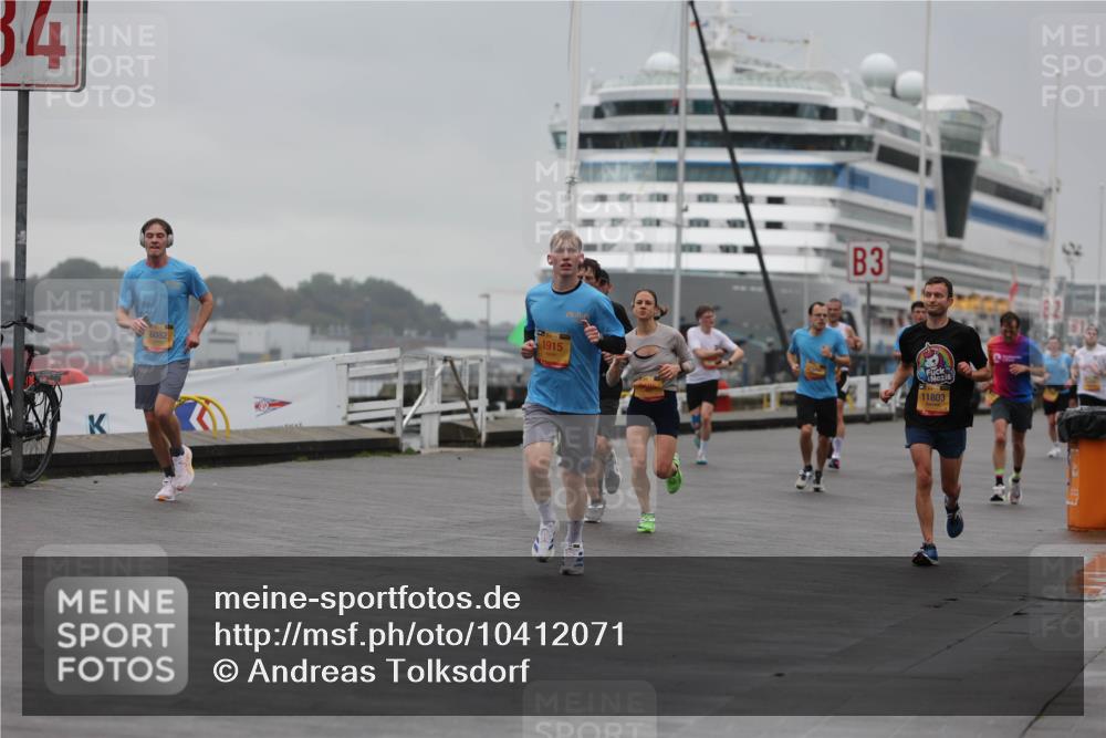 13.09.2026 - Kiel Lauf Andreas Tolksdorf http://msf.ph/oto/10412071 13.09.2026 11:45:20 Kiellinie 34, 6082, 1915, 3, 11803, 814 meine-sportfotos.de