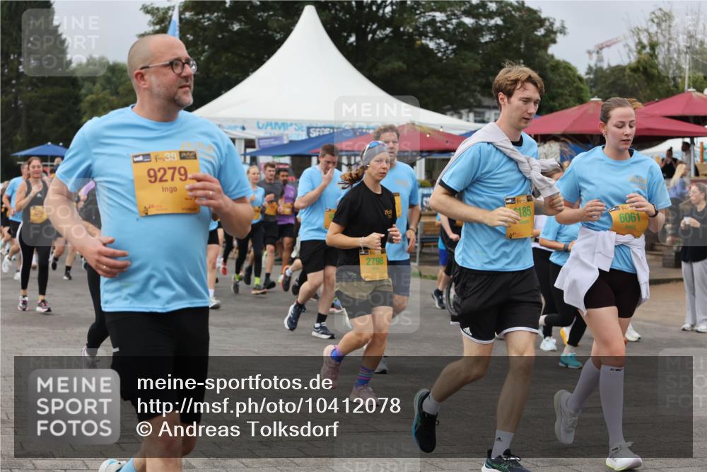 13.09.2026 - Kiel Lauf Andreas Tolksdorf http://msf.ph/oto/10412078 13.09.2026 10:02:23 Kiellinie 38, 9279, 2798, 185, 3, 6061 meine-sportfotos.de