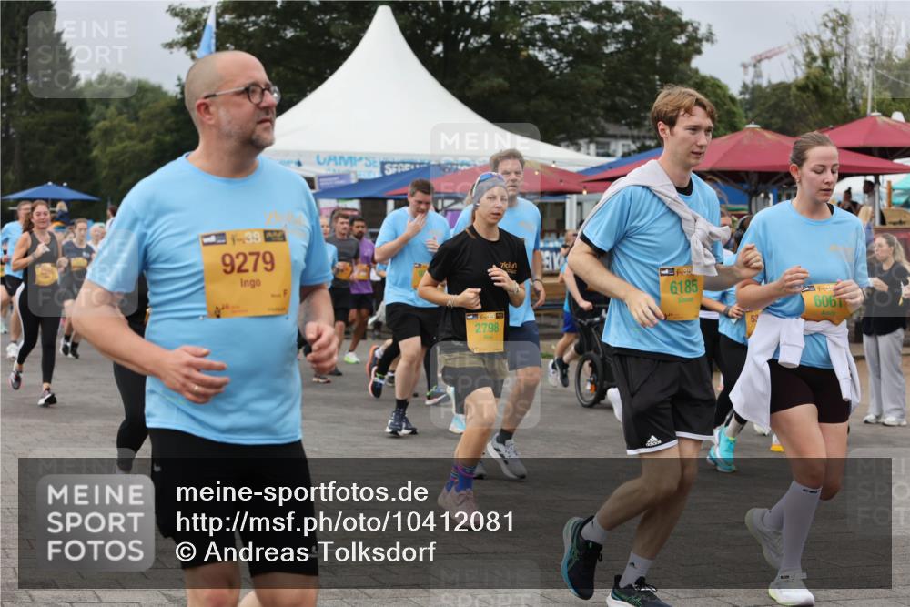 13.09.2026 - Kiel Lauf Andreas Tolksdorf http://msf.ph/oto/10412081 13.09.2026 10:02:23 Kiellinie 38, 9279, 39, 2798, 38, 6185, 38, 6061 meine-sportfotos.de