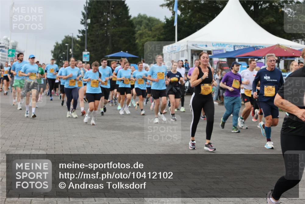13.09.2026 - Kiel Lauf Andreas Tolksdorf http://msf.ph/oto/10412102 13.09.2026 10:02:25 Kiellinie 3061, 8555, 7757 meine-sportfotos.de