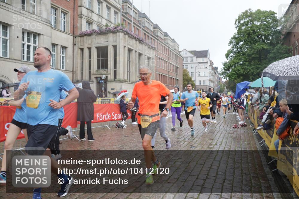 13.09.2026 - Kiel Lauf Yannick Fuchs http://msf.ph/oto/10412120 13.09.2026 10:43:21 Ziel 245, 485, 534, 610, 681, 1069, 1121, 1178, 1500, 1780, 2119, 2131, 2633, 2680, 2800, 2887, 2954, 3132, 3169, 3911, 4124, 4218, 4282, 4690, 4718, 5070, 5222, 5679, 5715, 6231, 6422, 6492, 6536, 6655, 6713, 7199, 7262, 8038, 8488, 8511, 8825, 8959, 10173, 10450, 10955, 11010, 11162, 11566, 11635, 12040, 12342, 1290, 1931, 2376, 2427, 2481, 2502, 2627, 2633, 2954, 2999, 3248, 3260, 3572, 3584, 3976, 4120, 4825, 5298, 5414, 5437, 5814, 6121, 6129, 6136, 6139, 7692 meine-sportfotos.de