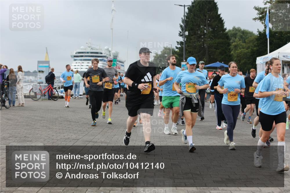 13.09.2026 - Kiel Lauf Andreas Tolksdorf http://msf.ph/oto/10412140 13.09.2026 10:02:28 Kiellinie 11988, 34, 3337, 8910, 16, 5406 meine-sportfotos.de