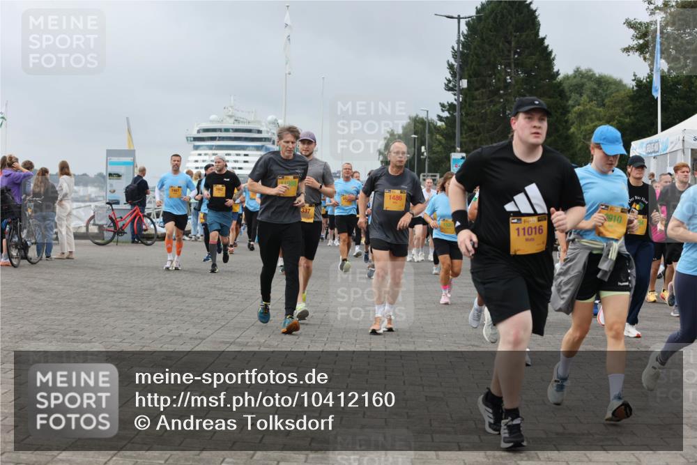 13.09.2026 - Kiel Lauf Andreas Tolksdorf http://msf.ph/oto/10412160 13.09.2026 10:02:29 Kiellinie 7467, 11988, 337, 1486, 5, 39, 11016, 3910 meine-sportfotos.de