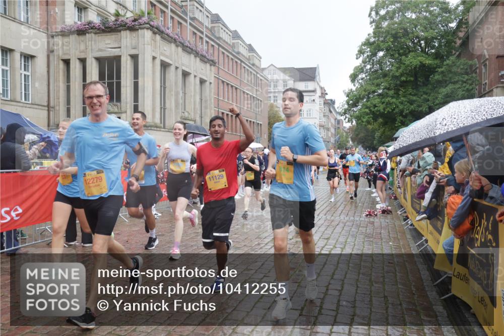 13.09.2026 - Kiel Lauf Yannick Fuchs http://msf.ph/oto/10412255 13.09.2026 10:43:29 Ziel 485, 681, 1178, 1500, 1536, 1720, 1780, 2119, 2131, 2680, 2800, 3123, 3132, 4143, 4218, 4282, 4493, 4690, 4718, 5222, 5715, 5848, 6079, 6422, 6536, 7199, 7262, 8488, 8825, 8952, 8959, 9823, 10173, 10450, 11067, 11566, 11774, 12342, 12544, 12778, 12779, 245, 534, 610, 1069, 1121, 1178, 1290, 1931, 2376, 2427, 2481, 2502, 2627, 2633, 2887, 2954, 3169, 3248, 3572, 3911, 3976, 4124, 4825, 5070, 5298, 5414, 5437, 5679, 6121, 6139, 6231, 6492, 6655 meine-sportfotos.de