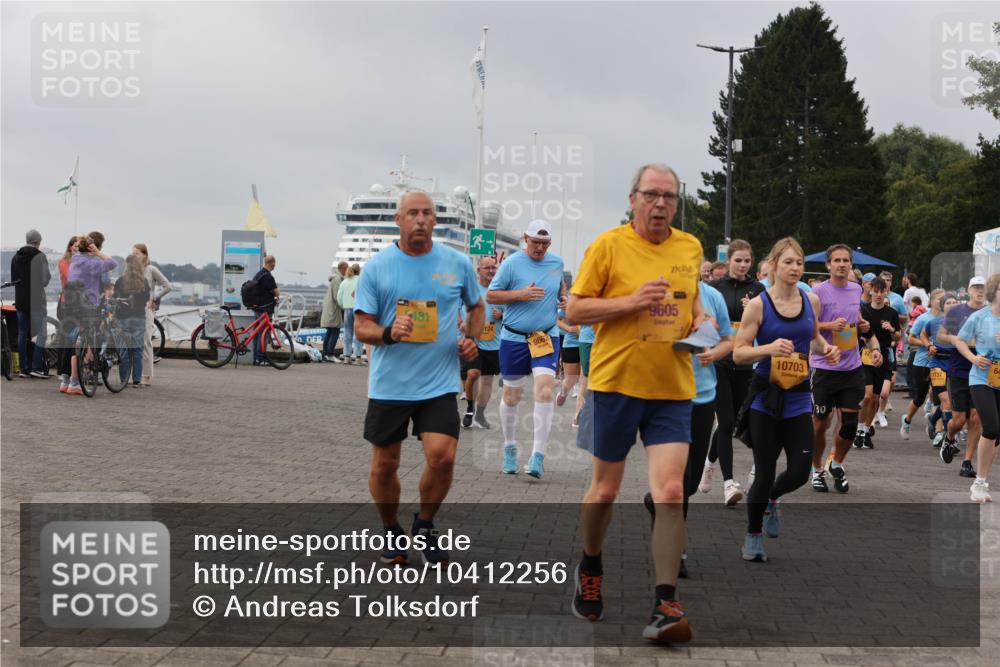 13.09.2026 - Kiel Lauf Andreas Tolksdorf http://msf.ph/oto/10412256 13.09.2026 10:02:38 Kiellinie 481, 124, 9663, 9605, 10703, 30, 1737 meine-sportfotos.de