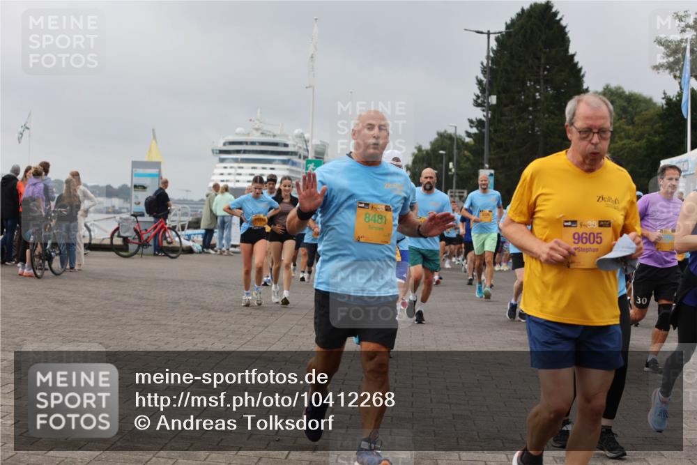 13.09.2026 - Kiel Lauf Andreas Tolksdorf http://msf.ph/oto/10412268 13.09.2026 10:02:39 Kiellinie 3, 9, 8481, 38, 9605, 30 meine-sportfotos.de
