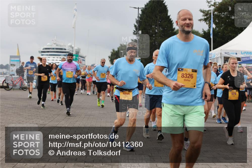 13.09.2026 - Kiel Lauf Andreas Tolksdorf http://msf.ph/oto/10412360 13.09.2026 10:02:45 Kiellinie 1347, 6409, 1567, 1094, 38, 8326, 38, 574 meine-sportfotos.de