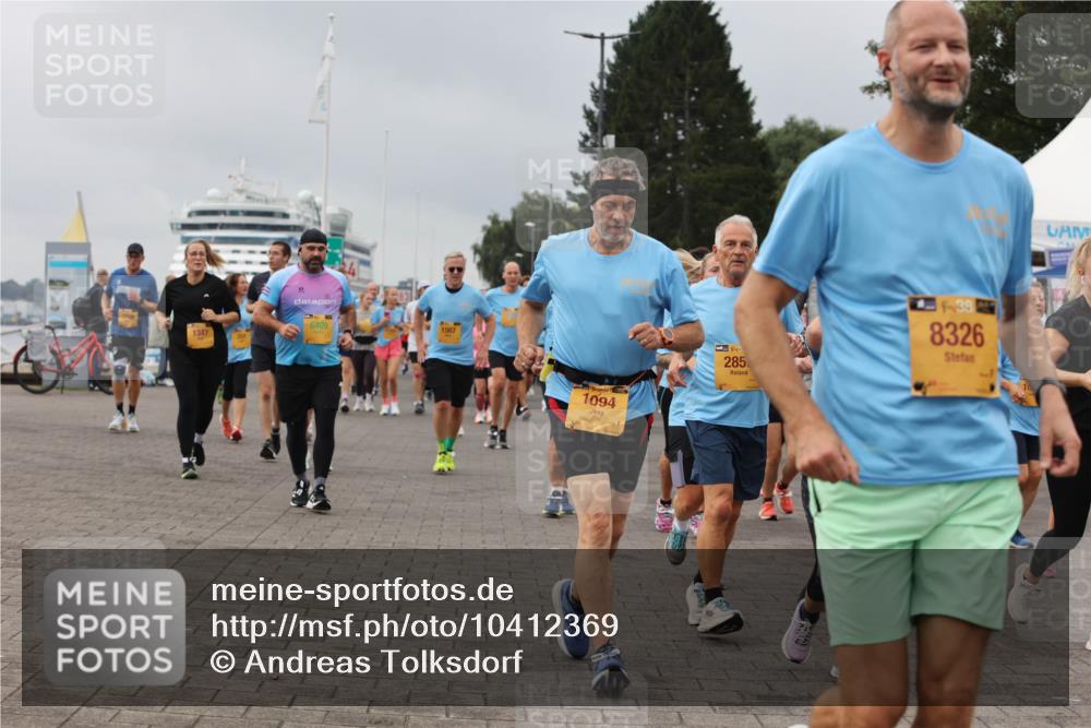 13.09.2026 - Kiel Lauf Andreas Tolksdorf http://msf.ph/oto/10412369 13.09.2026 10:02:46 Kiellinie 1347, 6409, 1567, 1094, 285, 8326 meine-sportfotos.de