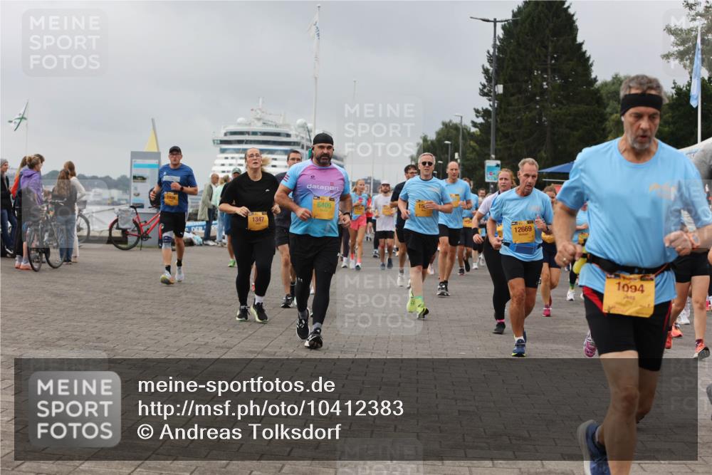 13.09.2026 - Kiel Lauf Andreas Tolksdorf http://msf.ph/oto/10412383 13.09.2026 10:02:47 Kiellinie 1347, 6409, 156, 12669, 1094 meine-sportfotos.de
