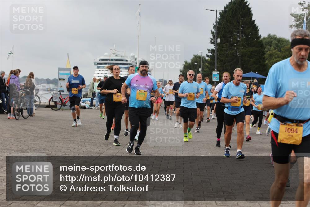 13.09.2026 - Kiel Lauf Andreas Tolksdorf http://msf.ph/oto/10412387 13.09.2026 10:02:47 Kiellinie 1929, 1347, 6409, 1567, 1094 meine-sportfotos.de