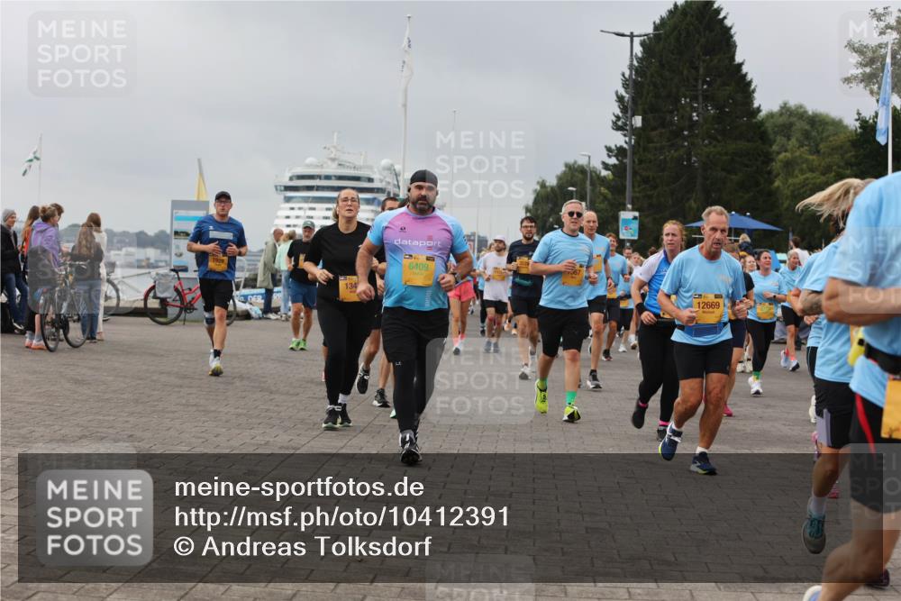 13.09.2026 - Kiel Lauf Andreas Tolksdorf http://msf.ph/oto/10412391 13.09.2026 10:02:47 Kiellinie 134, 6409, 12669 meine-sportfotos.de