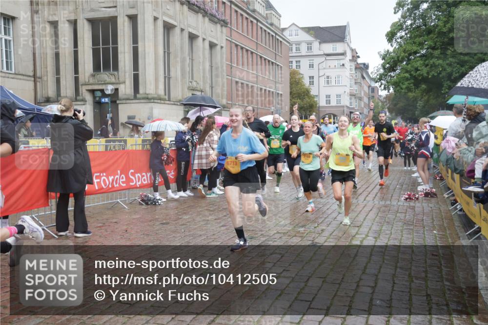 13.09.2026 - Kiel Lauf Yannick Fuchs http://msf.ph/oto/10412505 13.09.2026 10:43:45 Ziel 149, 371, 1029, 2317, 2653, 2971, 3258, 3292, 3734, 4541, 4669, 4801, 4850, 4941, 5059, 5127, 5419, 6096, 6368, 6716, 7351, 8037, 9281, 9337, 9559, 10132, 10247, 10683, 11031, 11213, 11438, 12763, 245, 485, 534, 610, 681, 1069, 1121, 1178, 1500, 1536, 1720, 1780, 2119, 2131, 2633, 2680, 2800, 2887, 2954, 3123, 3132, 3169, 3911, 4124, 4143, 4218, 4282, 4493, 4541, 4690, 4718, 4941, 5070, 5127, 5222, 5679, 5715, 5848, 6079, 6139, 6231, 6422, 6492, 6536, 6655, 1977 meine-sportfotos.de