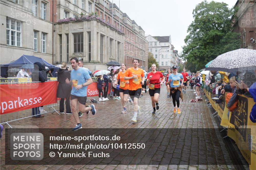 13.09.2026 - Kiel Lauf Yannick Fuchs http://msf.ph/oto/10412550 13.09.2026 10:43:49 Ziel 149, 371, 1029, 1215, 1977, 2316, 2653, 2971, 3258, 3292, 3308, 3734, 4669, 4728, 4746, 4801, 5059, 5419, 6096, 6368, 7351, 8037, 8412, 9281, 9559, 10100, 10132, 10437, 10670, 10683, 10705, 11031, 11213, 11438, 11611, 12490, 12763, 245, 485, 534, 681, 1069, 1178, 1500, 1536, 1720, 1780, 2119, 2131, 2317, 2680, 2800, 2887, 3123, 3132, 3911, 4124, 4143, 4218, 4282, 4493, 4541, 4690, 4718, 4850, 4941, 5127, 5222, 5679, 5715, 5848, 6079, 6231, 6422, 6492, 6536, 6655, 6716 meine-sportfotos.de