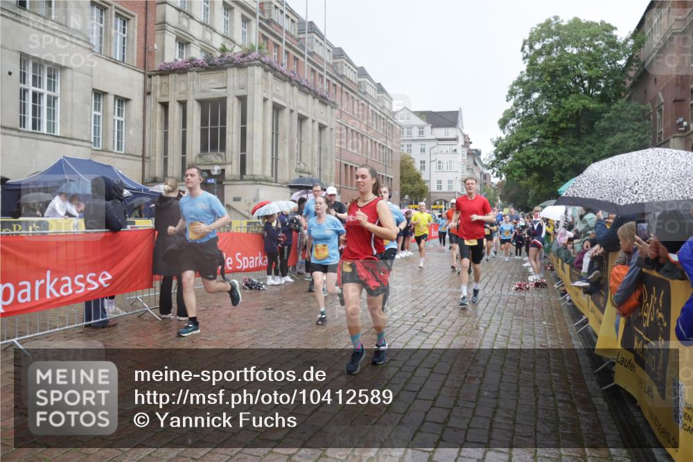 13.09.2026 - Kiel Lauf Yannick Fuchs http://msf.ph/oto/10412589 13.09.2026 10:43:51 Ziel 56, 305, 371, 1029, 1215, 1977, 2316, 2653, 2861, 2971, 3258, 3292, 3308, 3734, 4669, 4728, 4746, 4801, 5059, 5419, 6096, 6368, 7351, 8412, 9559, 10100, 10132, 10437, 10670, 10683, 10705, 11031, 11213, 11438, 11611, 12490, 12763, 149, 485, 681, 1178, 1500, 1536, 1720, 1780, 2119, 2131, 2317, 2680, 2800, 2887, 3123, 3132, 3911, 4143, 4218, 4282, 4493, 4541, 4690, 4718, 4850, 4941, 5127, 5222, 5419, 5679, 5715, 5848, 6079, 6422, 6536, 6655, 6716, 7351, 2729, 3918, 7900, 9082 meine-sportfotos.de