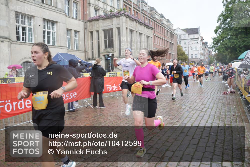 13.09.2026 - Kiel Lauf Yannick Fuchs http://msf.ph/oto/10412599 13.09.2026 10:44:01 Ziel 56, 202, 305, 318, 1118, 1215, 1956, 1977, 2316, 2861, 3308, 3573, 3806, 4422, 4728, 4746, 6163, 6184, 7505, 7658, 8412, 8712, 9004, 9481, 9979, 10100, 10437, 10670, 10705, 10709, 11277, 11431, 11611, 11720, 12440, 12490, 149, 371, 1029, 1536, 1720, 2316, 2317, 2653, 2680, 2971, 3123, 3132, 3258, 3292, 3308, 3734, 4143, 4493, 4541, 4669, 4718, 4850, 4941, 5059, 5127, 5419, 5848, 6079, 6368, 6536, 6716, 7351, 702, 1379, 1439, 1839, 2729, 3918, 6059, 7534, 7900, 9082, 9229 meine-sportfotos.de