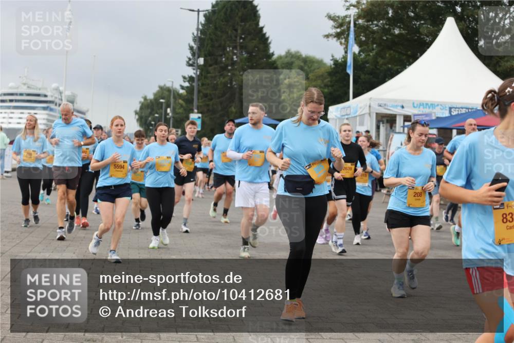 13.09.2026 - Kiel Lauf Andreas Tolksdorf http://msf.ph/oto/10412681 13.09.2026 10:03:11 Kiellinie 709, 5594, 2639, 2015, 208, 83 meine-sportfotos.de