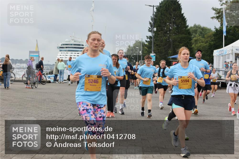 13.09.2026 - Kiel Lauf Andreas Tolksdorf http://msf.ph/oto/10412708 13.09.2026 10:03:13 Kiellinie 1, 39, 5246, 936, 1, 39, 5594, 476 meine-sportfotos.de