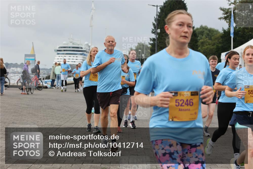 13.09.2026 - Kiel Lauf Andreas Tolksdorf http://msf.ph/oto/10412714 13.09.2026 10:03:14 Kiellinie 7, 709, 39, 5246, 55 meine-sportfotos.de