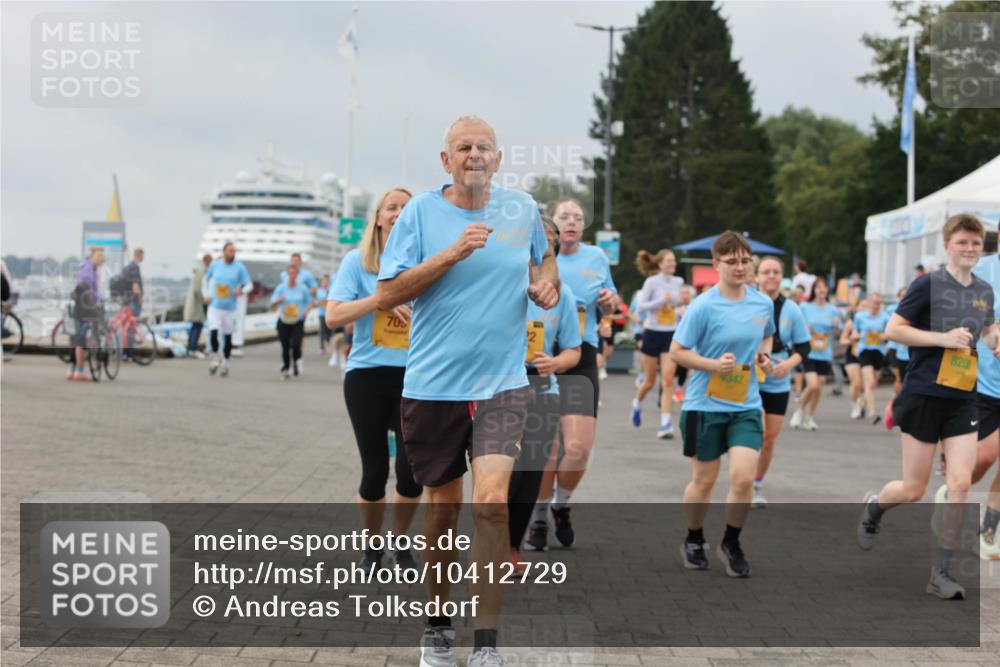 13.09.2026 - Kiel Lauf Andreas Tolksdorf http://msf.ph/oto/10412729 13.09.2026 10:03:14 Kiellinie 709 meine-sportfotos.de