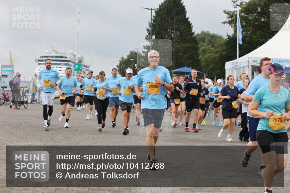 13.09.2026 - Kiel Lauf Andreas Tolksdorf http://msf.ph/oto/10412788 13.09.2026 10:03:19 Kiellinie 5593, 12085, 5601, 7642, 21, 5154, 38, 2675 meine-sportfotos.de
