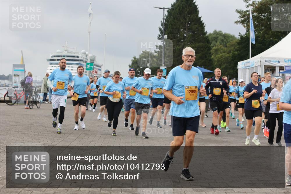 13.09.2026 - Kiel Lauf Andreas Tolksdorf http://msf.ph/oto/10412793 13.09.2026 10:03:20 Kiellinie 5593, 84, 7642, 38, 12085, 21, 5154, 6887 meine-sportfotos.de