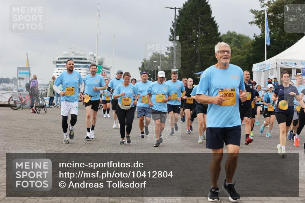 13.09.2026 - Kiel Lauf Andreas Tolksdorf http://msf.ph/oto/10412804 13.09.2026 10:03:20 Kiellinie 5593, 5601, 3378, 1795, 7642, 38, 2085, 21 meine-sportfotos.de