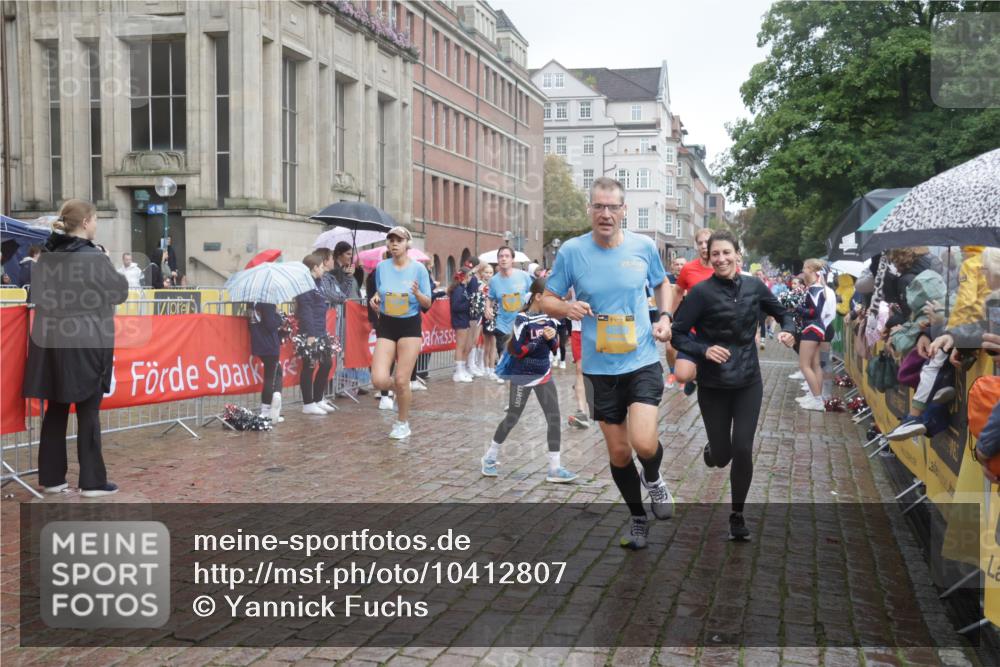 13.09.2026 - Kiel Lauf Yannick Fuchs http://msf.ph/oto/10412807 13.09.2026 10:44:17 Ziel 702, 939, 1242, 1379, 1439, 1839, 2729, 2826, 2873, 3186, 3469, 3918, 5183, 5697, 5711, 5740, 5778, 5859, 6059, 6229, 6611, 7114, 7250, 7291, 7504, 7534, 7872, 7900, 9056, 9082, 9229, 9286, 9401, 10205, 10405, 10406, 11019, 11195, 11205, 11262, 11352, 11538, 11784, 11940, 12152, 12382, 12384, 12386, 12839, 56, 202, 305, 318, 371, 939, 1029, 1118, 1215, 1242, 1956, 1977, 2316, 2653, 2861, 2971, 3258, 3292, 3308, 3573, 3734, 3806, 4422, 4669, 4728, 4746, 5059, 6368, 1275 meine-sportfotos.de