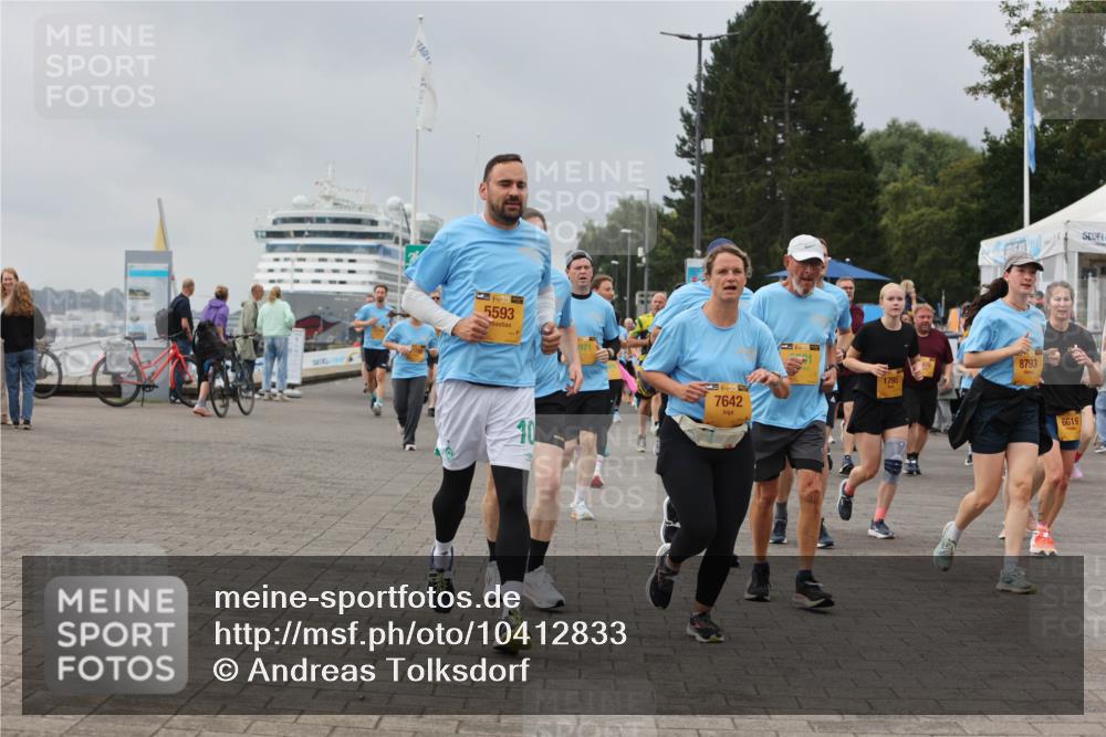 13.09.2026 - Kiel Lauf Andreas Tolksdorf http://msf.ph/oto/10412833 13.09.2026 10:03:22 Kiellinie 39, 5593, 8793, 1795, 7642, 6619 meine-sportfotos.de