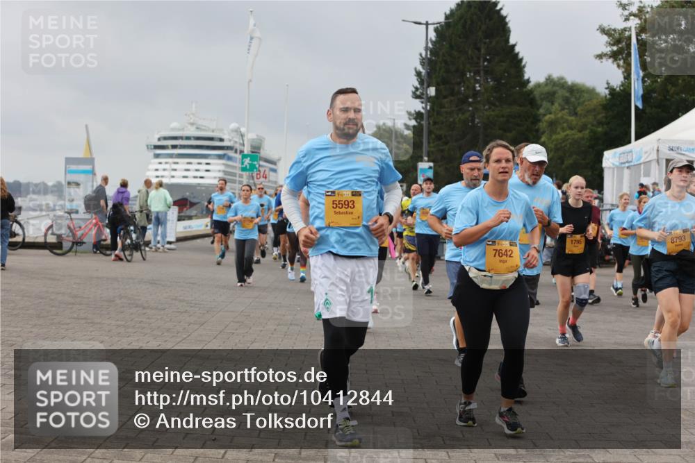 13.09.2026 - Kiel Lauf Andreas Tolksdorf http://msf.ph/oto/10412844 13.09.2026 10:03:22 Kiellinie 84, 38, 5593, 38, 7642, 1795, 8793 meine-sportfotos.de