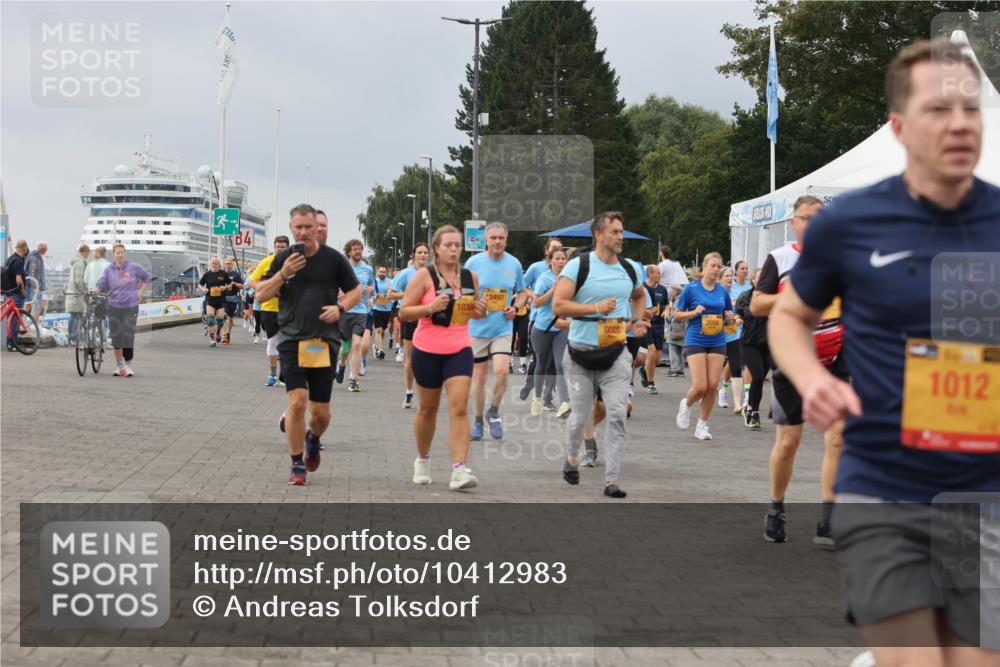 13.09.2026 - Kiel Lauf Andreas Tolksdorf http://msf.ph/oto/10412983 13.09.2026 10:03:34 Kiellinie 4, 1038, 0497, 1012 meine-sportfotos.de