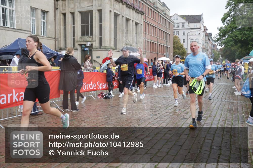 13.09.2026 - Kiel Lauf Yannick Fuchs http://msf.ph/oto/10412985 13.09.2026 10:44:30 Ziel 501, 1275, 1335, 1377, 2289, 2545, 2659, 2837, 2920, 3009, 3469, 3980, 4243, 5294, 5599, 5697, 5699, 5778, 6229, 6711, 6959, 7468, 7504, 7677, 7763, 8536, 8701, 9286, 9596, 11165, 11347, 11352, 11538, 11716, 11851, 11938, 11940, 12425, 12589, 12842, 56, 202, 305, 318, 702, 939, 1118, 1242, 1379, 1439, 1839, 1956, 2729, 2826, 2861, 2873, 3186, 3469, 3573, 3806, 3918, 4422, 5183, 5740, 5859, 6059, 6611, 7250, 7291, 7534, 688 meine-sportfotos.de