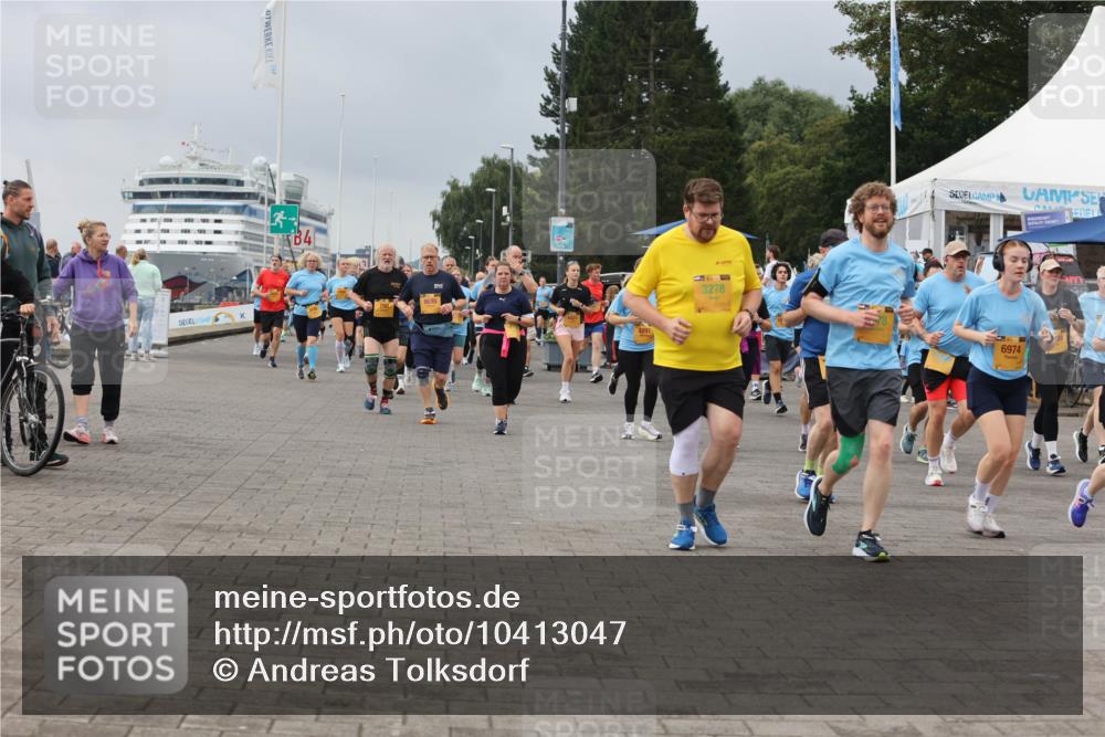 13.09.2026 - Kiel Lauf Andreas Tolksdorf http://msf.ph/oto/10413047 13.09.2026 10:03:41 Kiellinie 13, 4897, 3278, 6974 meine-sportfotos.de