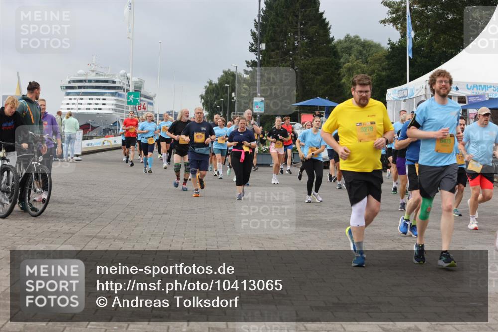 13.09.2026 - Kiel Lauf Andreas Tolksdorf http://msf.ph/oto/10413065 13.09.2026 10:03:41 Kiellinie 13, 4, 3278, 5478, 971 meine-sportfotos.de