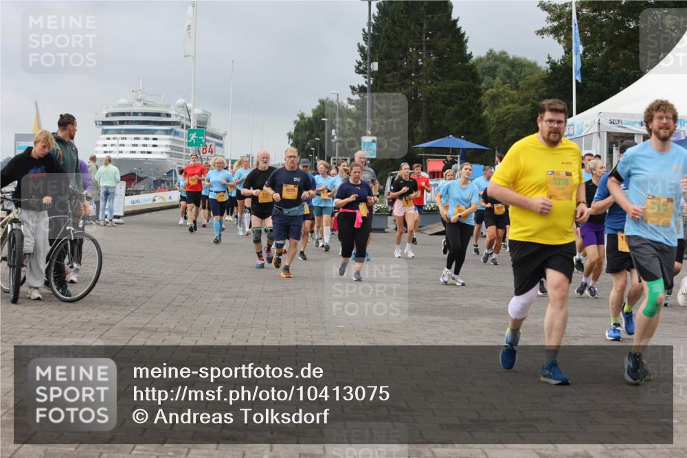 13.09.2026 - Kiel Lauf Andreas Tolksdorf http://msf.ph/oto/10413075 13.09.2026 10:03:42 Kiellinie 84, 799, 8639, 3278, 90, 5478 meine-sportfotos.de