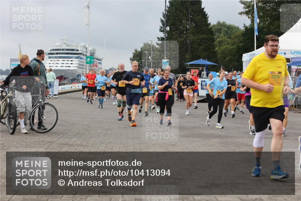 13.09.2026 - Kiel Lauf Andreas Tolksdorf http://msf.ph/oto/10413094 13.09.2026 10:03:42 Kiellinie 8639, 48, 3278 meine-sportfotos.de
