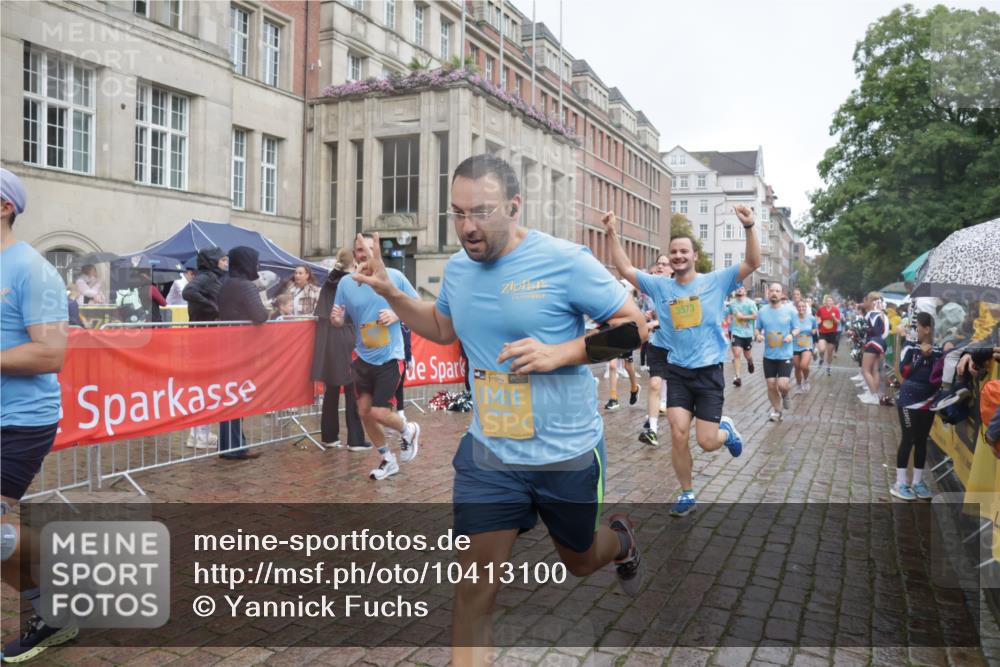 13.09.2026 - Kiel Lauf Yannick Fuchs http://msf.ph/oto/10413100 13.09.2026 10:44:40 Ziel 688, 1357, 1751, 1753, 2488, 2659, 2837, 2920, 3134, 3152, 3282, 4033, 4243, 4432, 4532, 5420, 5567, 5699, 6194, 6580, 6637, 6711, 7122, 7279, 7677, 7701, 7910, 8445, 10082, 11427, 11714, 12105, 12425, 12569, 501, 702, 939, 1242, 1275, 1335, 1377, 1379, 1439, 1839, 2289, 2545, 2729, 2826, 2873, 3009, 3186, 3469, 3573, 3918, 3980, 5183, 5294, 5599, 5697, 5740, 5778, 5859, 6059, 6229, 6611, 6959, 7250, 7291, 7468, 7504, 7534, 7677, 1323, 2952, 3591 meine-sportfotos.de