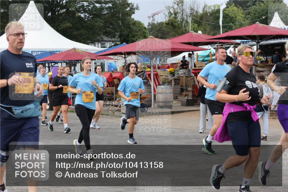 13.09.2026 - Kiel Lauf Andreas Tolksdorf http://msf.ph/oto/10413158 13.09.2026 10:03:46 Kiellinie 639, 7205, 8637, 4897, 10157, 2, 7 meine-sportfotos.de