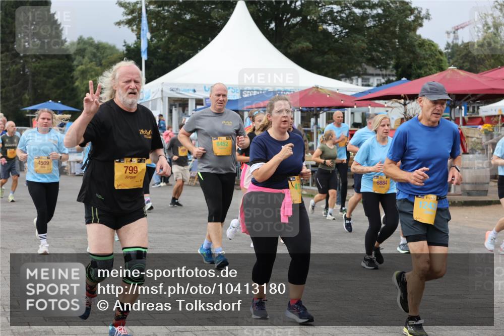 13.09.2026 - Kiel Lauf Andreas Tolksdorf http://msf.ph/oto/10413180 13.09.2026 10:03:48 Kiellinie 4509, 799, 8452, 6884, 38 meine-sportfotos.de