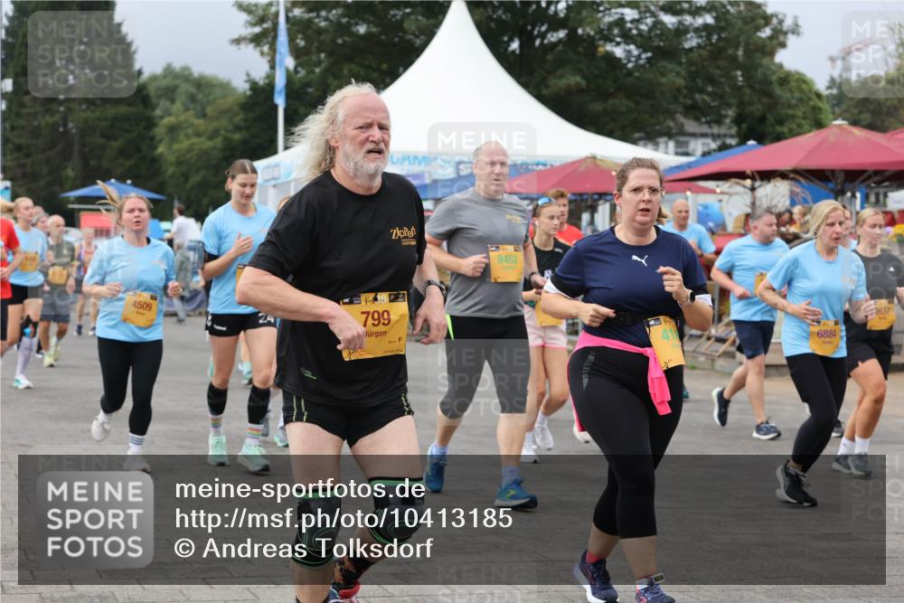 13.09.2026 - Kiel Lauf Andreas Tolksdorf http://msf.ph/oto/10413185 13.09.2026 10:03:48 Kiellinie 8452, 4509, 799, 6884, 3637 meine-sportfotos.de
