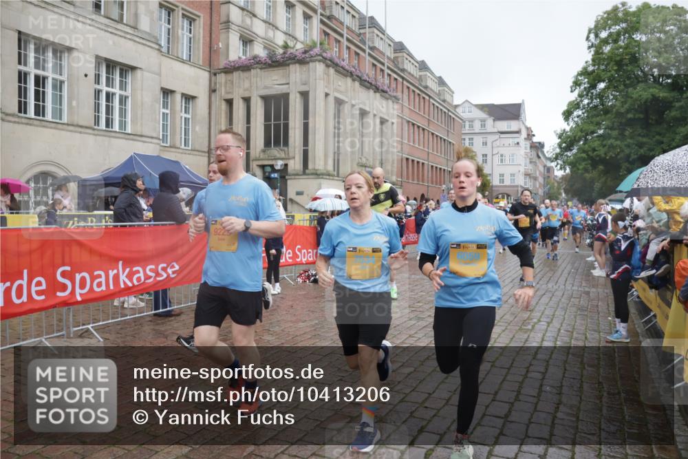13.09.2026 - Kiel Lauf Yannick Fuchs http://msf.ph/oto/10413206 13.09.2026 10:44:46 Ziel 688, 1323, 1357, 1751, 1753, 2189, 2488, 2952, 3134, 3152, 3282, 3591, 4033, 4432, 4532, 4829, 5420, 5567, 6194, 6580, 6637, 6731, 7122, 7279, 7701, 7910, 8445, 8669, 9326, 10082, 11427, 11714, 11731, 12105, 12543, 12569, 12620, 501, 702, 1275, 1335, 1377, 1379, 1439, 1839, 2289, 2545, 2659, 2729, 2826, 2837, 2920, 3009, 3186, 3469, 3918, 3980, 4243, 4432, 5183, 5294, 5599, 5697, 5699, 5740, 5778, 5859, 6059, 6194, 6229, 6611, 6711, 6959, 7250, 7291, 7468, 7504, 7534, 7677 meine-sportfotos.de
