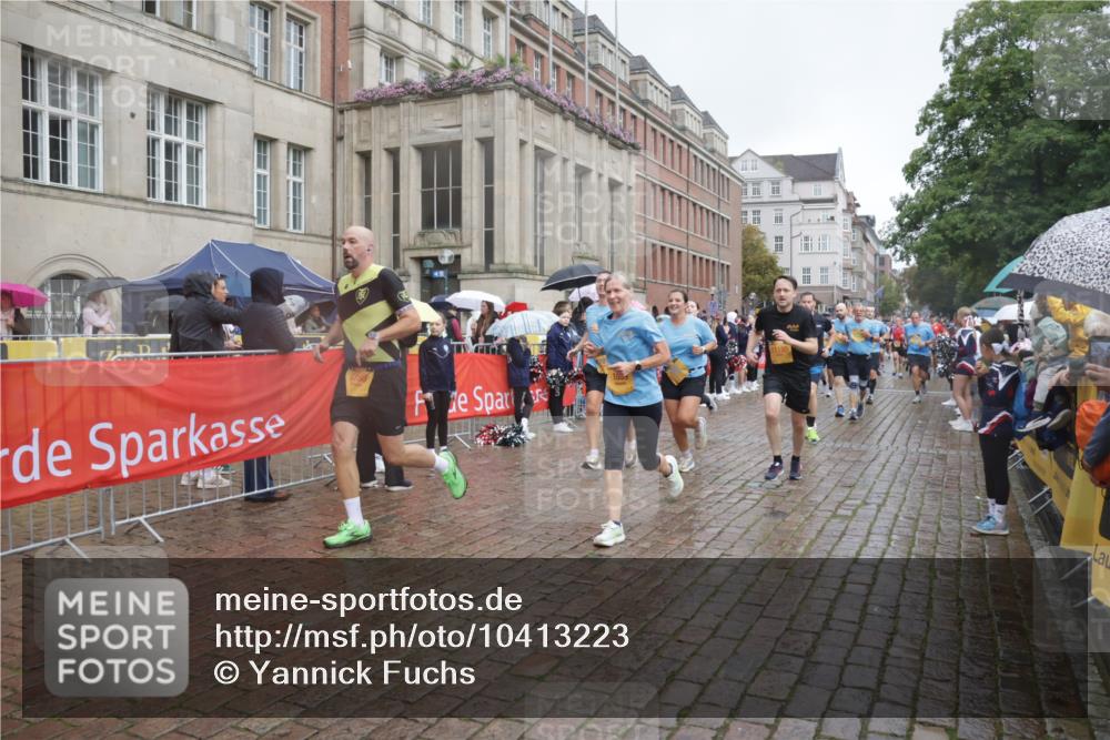 13.09.2026 - Kiel Lauf Yannick Fuchs http://msf.ph/oto/10413223 13.09.2026 10:44:47 Ziel 688, 1323, 1357, 1751, 1753, 2189, 2488, 2952, 3134, 3152, 3282, 3591, 4033, 4532, 4829, 5420, 5567, 6580, 6637, 6731, 7122, 7279, 7701, 7910, 8445, 8669, 9326, 10082, 11427, 11714, 11731, 12105, 12240, 12543, 12569, 12620, 501, 702, 1275, 1335, 1377, 1379, 1439, 1839, 2289, 2545, 2659, 2826, 2837, 2920, 3009, 3186, 3469, 3980, 4243, 4432, 5183, 5294, 5599, 5697, 5699, 5740, 5778, 5859, 6059, 6194, 6229, 6611, 6637, 6711, 6959, 7250, 7291, 7468, 7504, 7534, 7677 meine-sportfotos.de