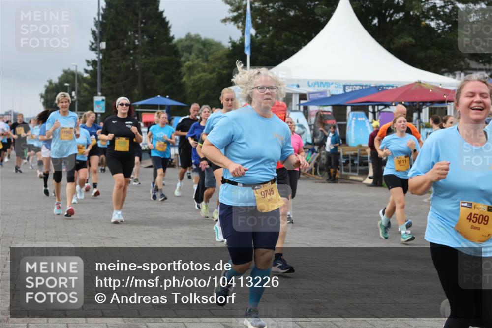 13.09.2026 - Kiel Lauf Andreas Tolksdorf http://msf.ph/oto/10413226 13.09.2026 10:03:51 Kiellinie 11502, 2559, 9745, 3111, 38, 4509 meine-sportfotos.de