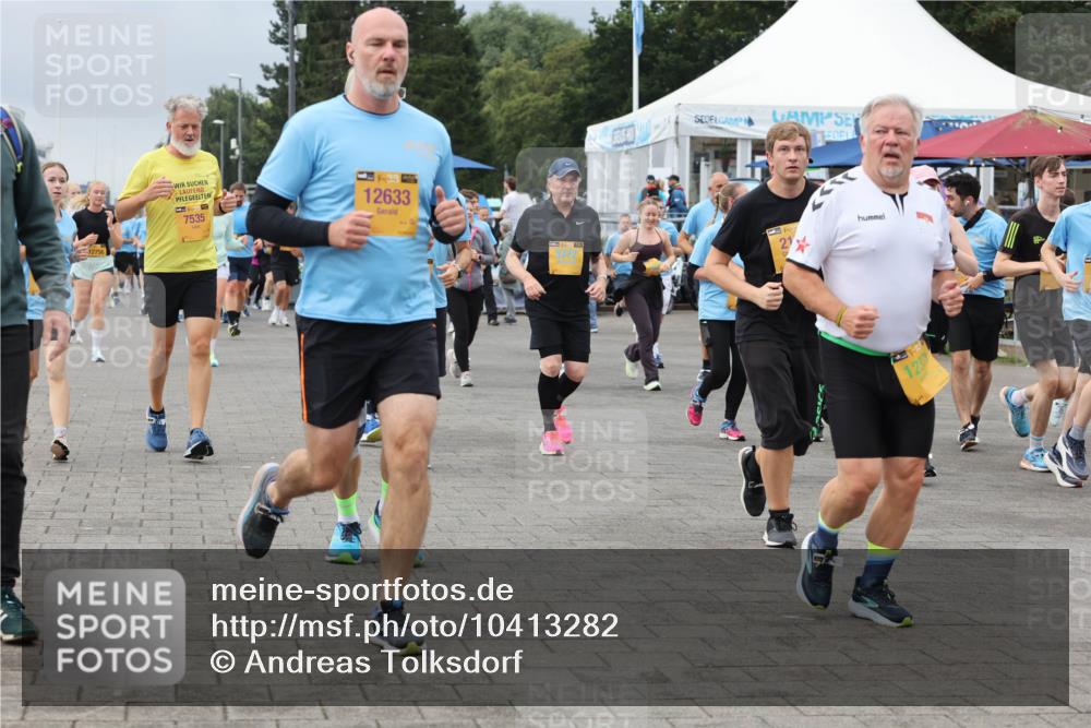 13.09.2026 - Kiel Lauf Andreas Tolksdorf http://msf.ph/oto/10413282 13.09.2026 10:04:00 Kiellinie 7535, 12633, 1232 meine-sportfotos.de