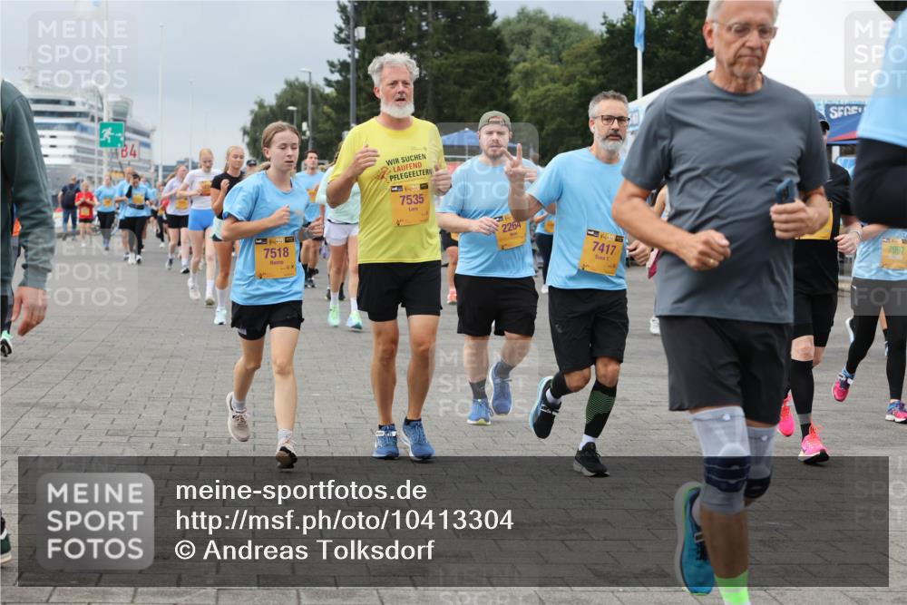 13.09.2026 - Kiel Lauf Andreas Tolksdorf http://msf.ph/oto/10413304 13.09.2026 10:04:01 Kiellinie 38, 7518, 7535, 2264, 38, 7417, 7997 meine-sportfotos.de